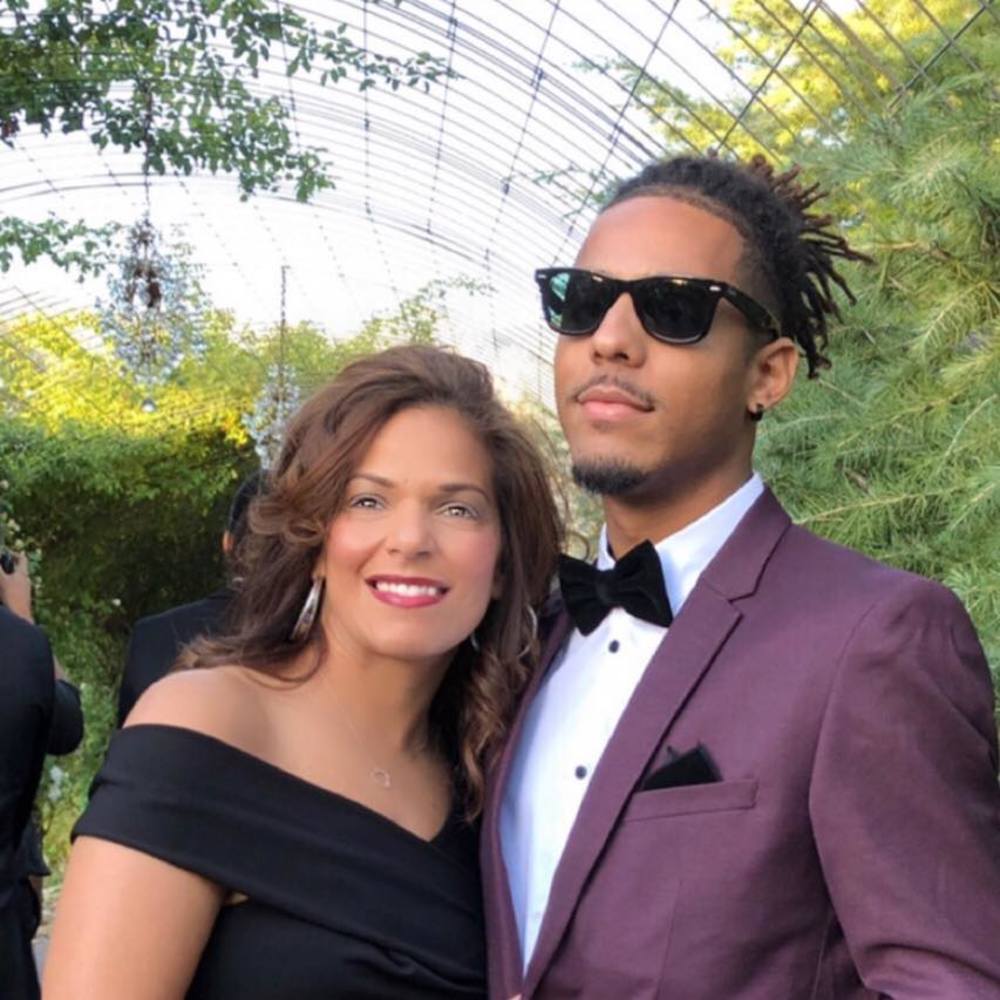 Meet your Posher, Angela